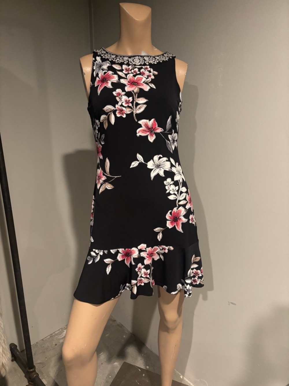 White House Black Market Black Floral Sleeveless Ruffle-Hem Mini Dress